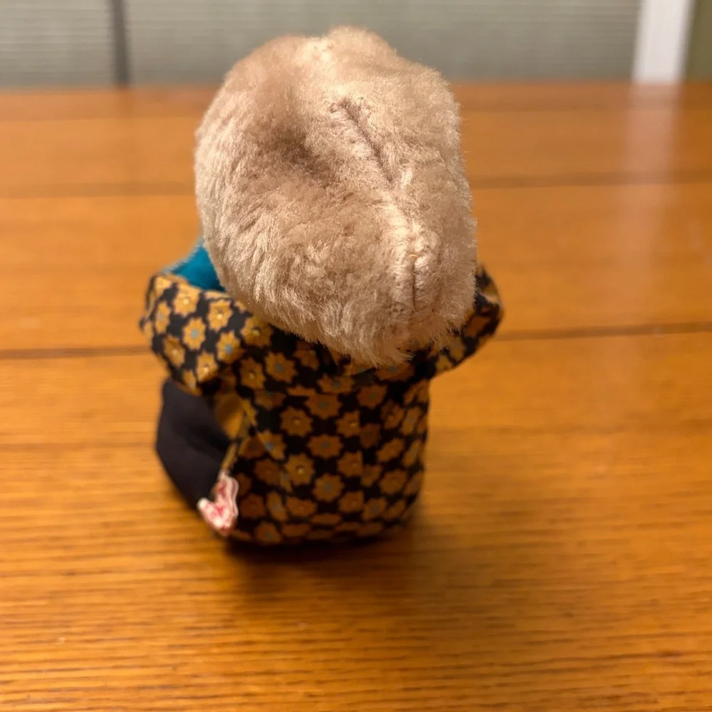 Annalee Doll - Picture 4 of 7